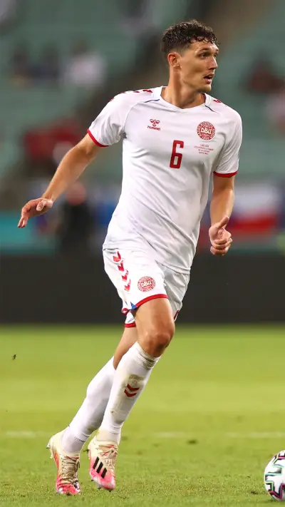 捷克1比2惜败丹麦