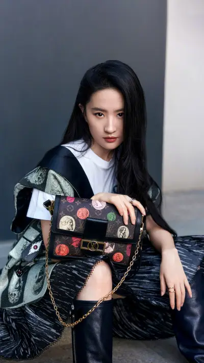 有态度的刘亦菲