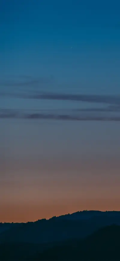 唯美简约天空壁纸-锐景创意