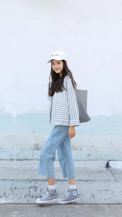 美翻校园的清纯男友风