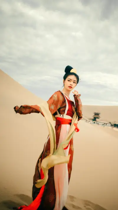 梦回百转-锐景创意 - Screenshot 1